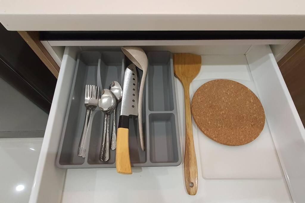 קוצ'ינג Kozi Square New Sgh Cozy Home 8A מראה חיצוני תמונה